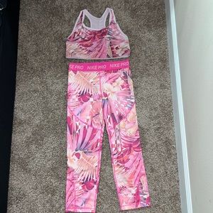 Girls Pink Flower Nike Pro Set (with reversible bra)